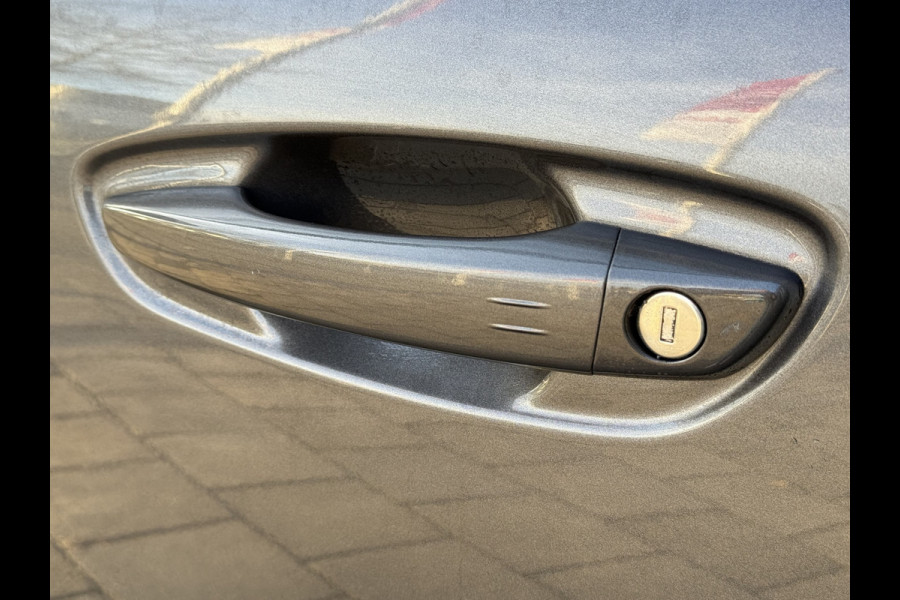 Citroën C4 Picasso BWJ 2018 | 1.2T 131PK Business | CLIMA | NAVI | CRUISE | PDC | CARPLAY | LICHTMETAAL |