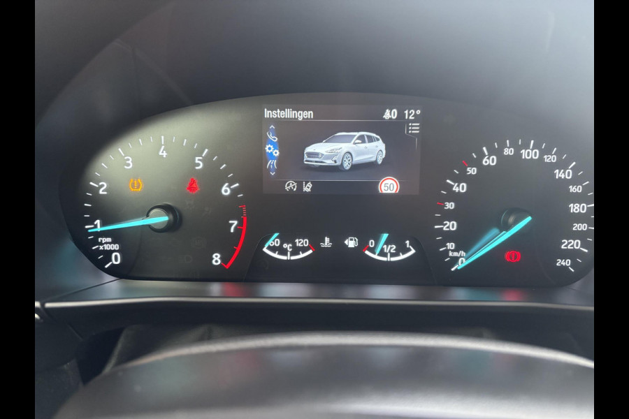 Ford FOCUS Wagon 1.0 EcoBoost Trend Edition Business 125pk | Winter Pack  | Elektr. Achterklep | Winterbanden | Wegklapbare Trekhaak