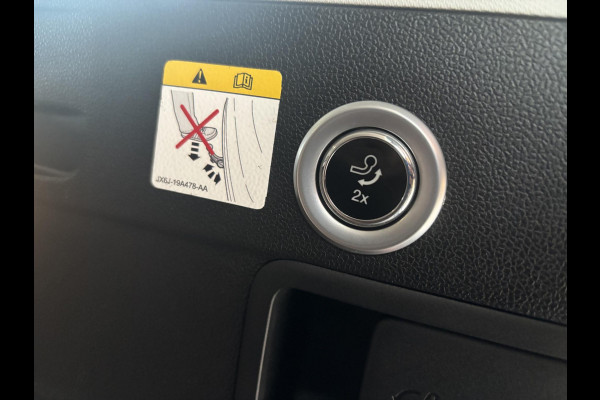 Ford FOCUS Wagon 1.0 EcoBoost Trend Edition Business 125pk | Winter Pack  | Elektr. Achterklep | Winterbanden | Wegklapbare Trekhaak