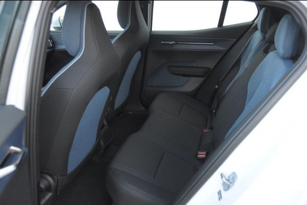 Volvo EX30 272PK Ext. Range Core