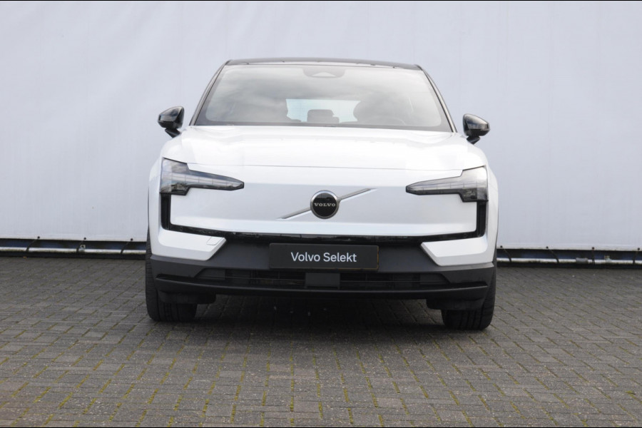 Volvo EX30 272PK Ext. Range Plus / Adaptieve Cruise Control/ Dodehoek Detectie / Parkeersensoren voor en achter/ Achteruitrijcamera/ Warmtepomp/ Google Services/