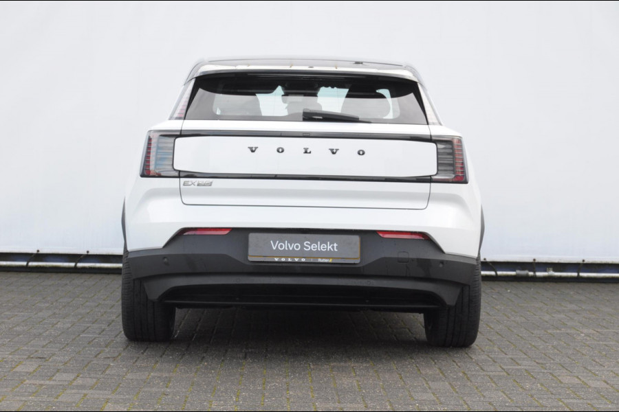 Volvo EX30 272PK Ext. Range Plus / Adaptieve Cruise Control/ Dodehoek Detectie / Parkeersensoren voor en achter/ Achteruitrijcamera/ Warmtepomp/ Google Services/