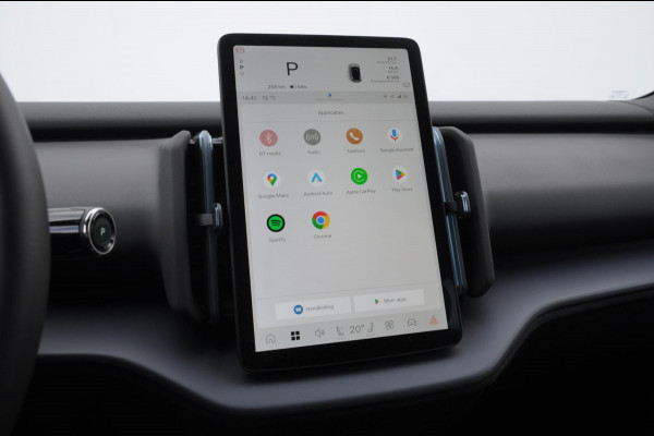 Volvo EX30 272PK Ext. Range Plus / Adaptieve Cruise Control/ Dodehoek Detectie / Parkeersensoren voor en achter/ Achteruitrijcamera/ Warmtepomp/ Google Services/