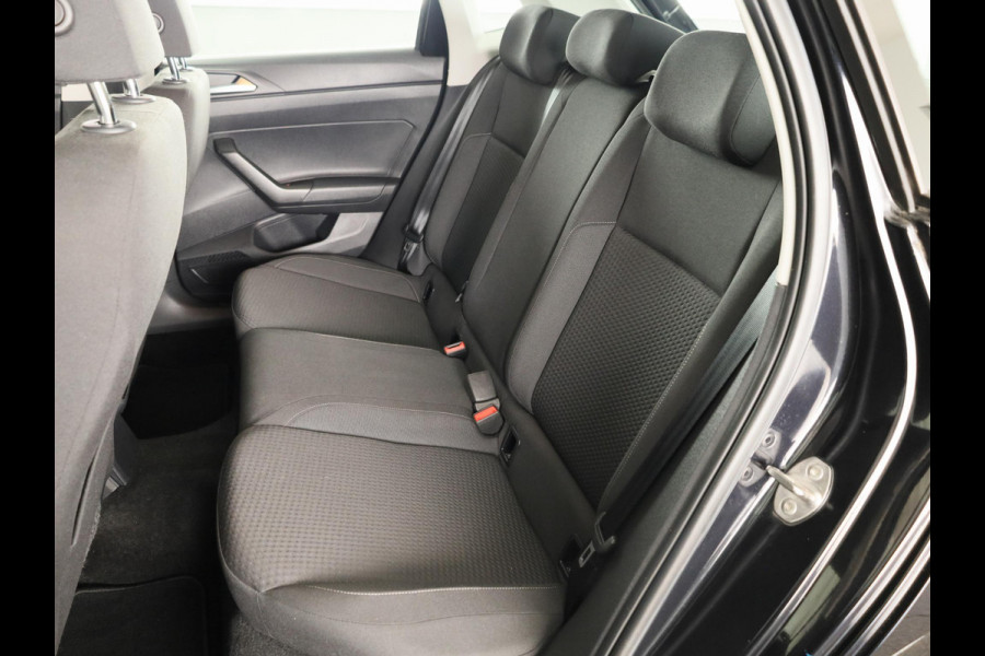 Volkswagen Polo 1.0 TSI Comfortline Business 95 pk | Navigatie | Parkeersensoren | Achteruitrijcamera | Adaptieve cruise control |