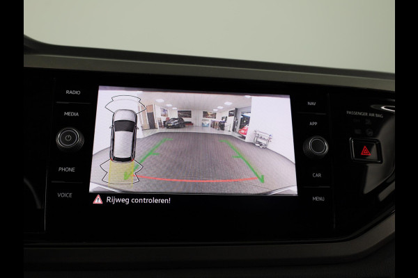 Volkswagen Polo 1.0 TSI Comfortline Business 95 pk | Navigatie | Parkeersensoren | Achteruitrijcamera | Adaptieve cruise control |