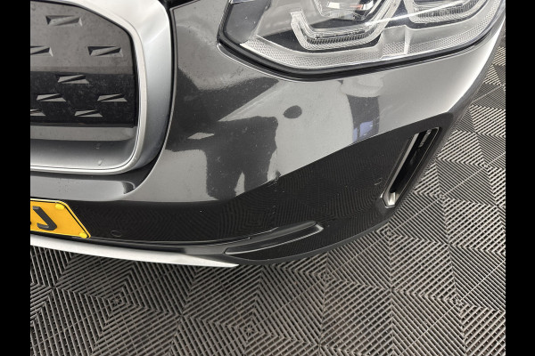 BMW iX3 High Executive 80 kWh [ 3-Fase-11kW ] {SOH-96%} (INCL-BTW) Aut. *PANO | LEATHER | HARMAN/KARDON | FULL-LED | BLINDSPOT | MEMORY-PACK | DIGI-COCKPIT | HEATED-SPORTSEATS | KEYLESS | TOPVIEW | DAB+ | NAVI-FULLMAP | HEAD-UP | 20''ALU*