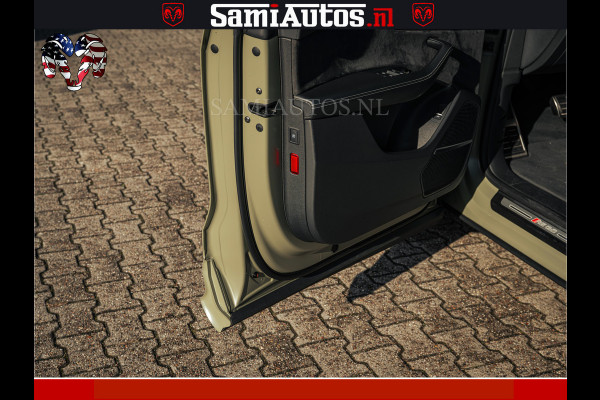 Audi RS Q8 RSQ8 600PK 4.0 TFSI | MATT OLIVE GREEN | QUATTRO | MEGA VOLLE RSQ8 | BANG & OLUFSEN | HUD | 4 WIELBESTURING | 23 INCH AUDI SPORT WHEELS | RS BEKLEDING ZWART | PANO | SOFTCLOSE | De Lamborghini Urus en Audi RS Q8 zijn beide supersnelle SUV's met dezelfde basis (4.0L V8 twin-turbo motor van de VW Group)