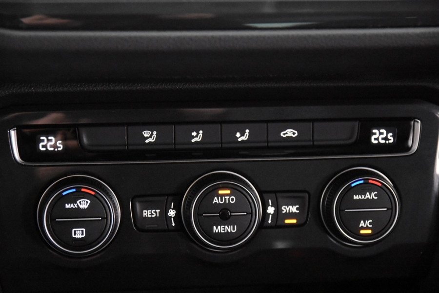 Volkswagen Tiguan 1.5 TSI iQ-Drive *1ste Eigenaar*Navigatie*PDC*