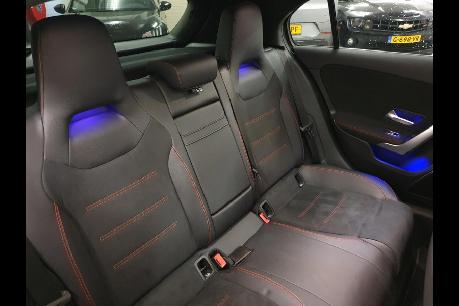 Mercedes-Benz A-Klasse 220 Premium Plus | MAT GRIJS / PANO / MEMORY / KEYLESS / BURMESTER / MASSAGE / DIAMOND GRILLE / 19 INCH !