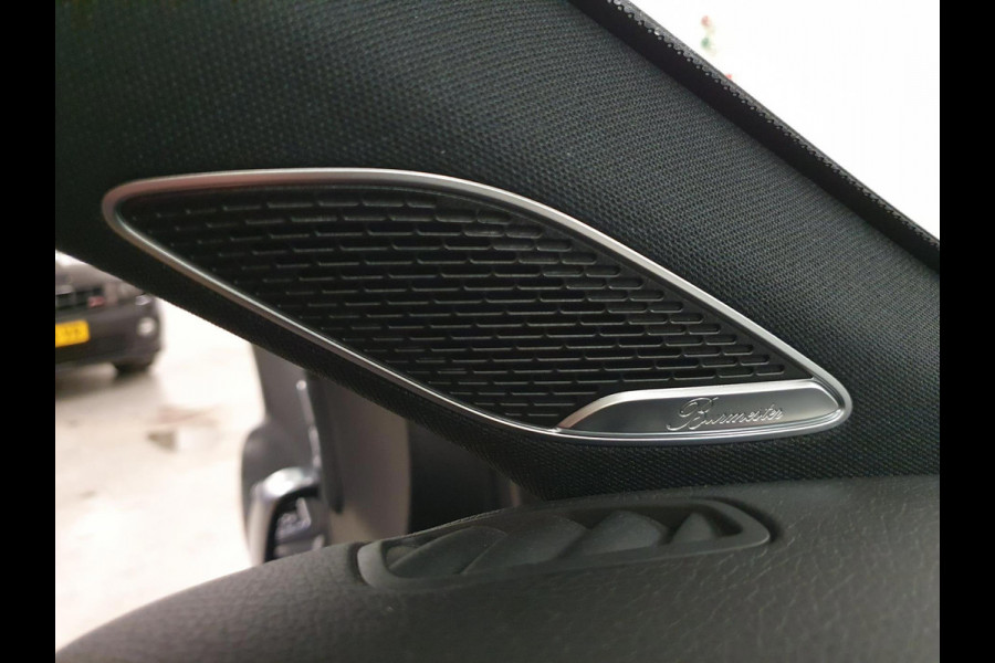 Mercedes-Benz A-Klasse 220 Premium Plus | MAT GRIJS / PANO / MEMORY / KEYLESS / BURMESTER / MASSAGE / DIAMOND GRILLE / 19 INCH !