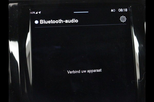 Volvo XC60 2.0 T6 Plug-in hybrid AWD R-Design | Panoramadak | Trekhaak| Stoelverwarming | Camera | Adaptive cruise | Half leder | Carplay | Memory | Navigatie | Keyless | Facelift Model | PHEV