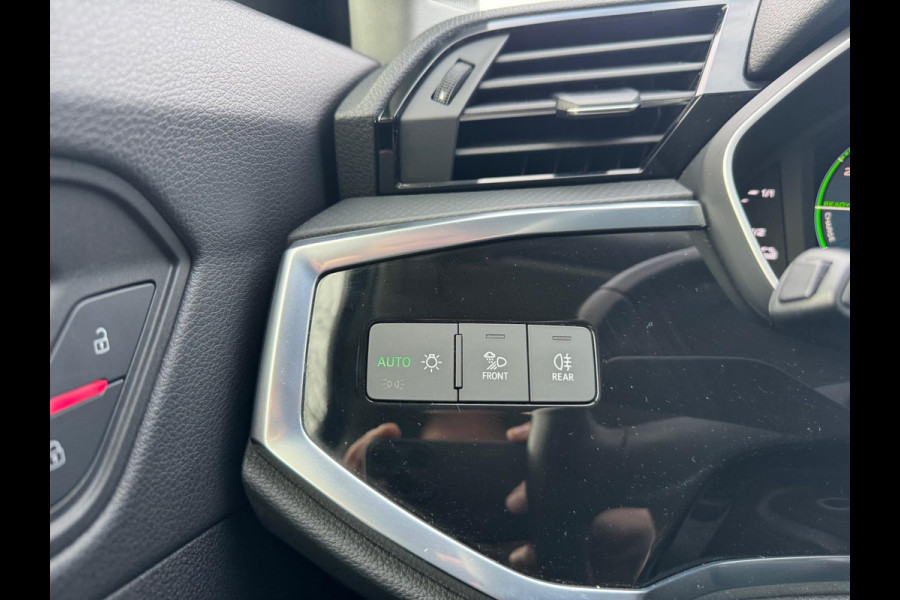 Audi Q3 Sportback 45 TFSI e S Edition Panorama 245PK Matrix 2022 sfeerverlichting