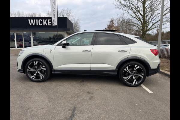 Audi Q3 Sportback 45 TFSI e S Edition Panorama 245PK Matrix 2022 sfeerverlichting