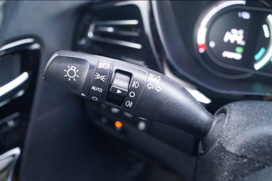 Kia e-Niro ExecutiveLine 64kWh -SOH100%-LEER-ECC-NAVI-