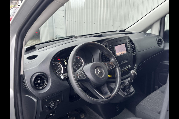 Mercedes-Benz Vito 111 CDI Lang*NAVI*CAMERA*A/C*TEL*3-PERS*HAAK*PDC*