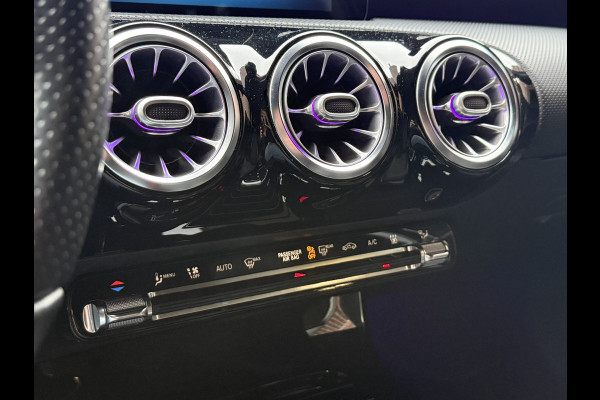 Mercedes-Benz A-Klasse 250 e Business Solution AMG Limited | Sfeerverlichting | Apple Carplay | Camera