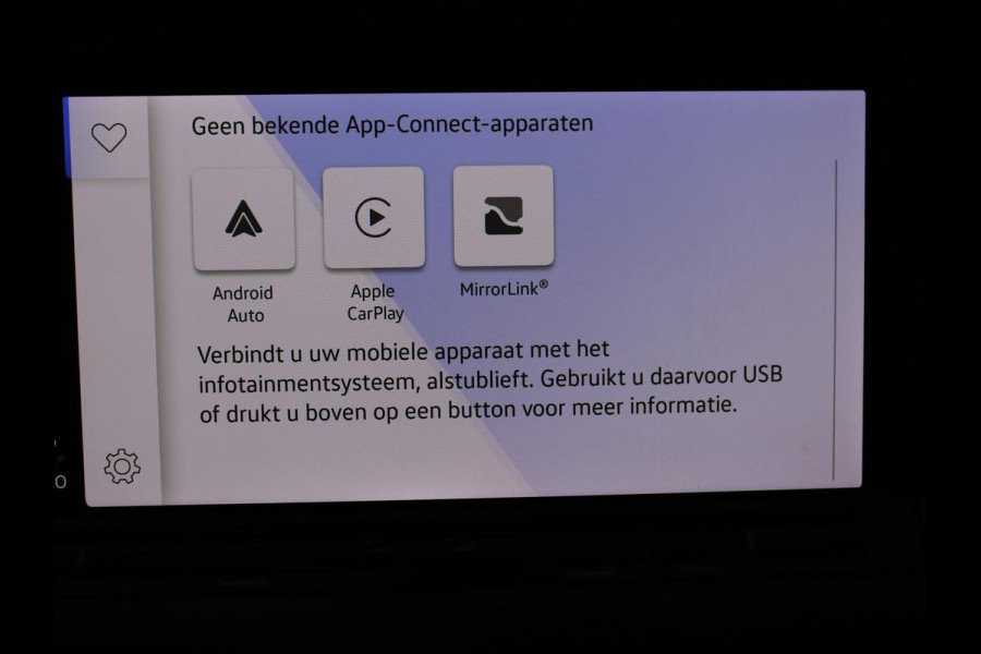 Volkswagen Golf 1.4 eHybrid Style | Head-Up | Stoelverwarming | Trekhaak | Sfeerverlichting | Massage | Camera | Keyless | Matrix LED | Carplay | Adaptive cruise | Memory | Climate control | PHEV | Plug In