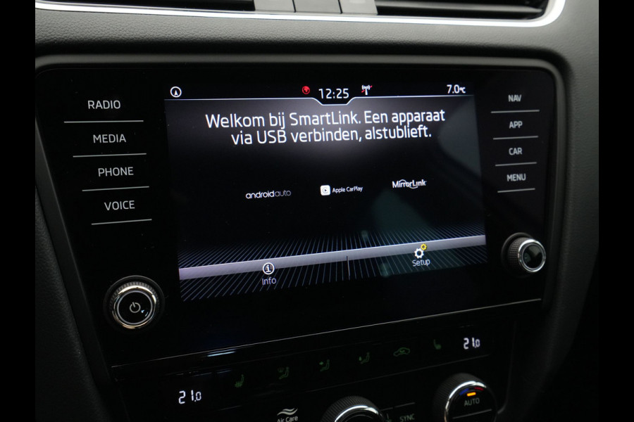 Škoda Octavia Combi 1.0 TSI 115pk Greentech Business Edition Navigatie Stoelverwarming Carplay Pdc Cruise