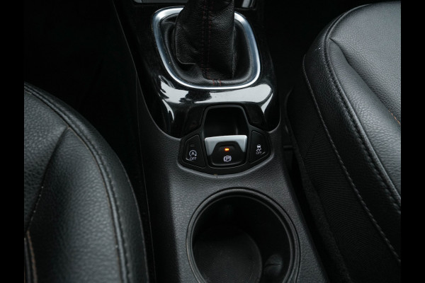 Jeep Compass 1.3T Limited (INCL-BTW) *LEATHER-MICROFIBRE | FULL-LED | NAVI-FULLMAP | KEYLESS | COMFORTSEATS | CAMERA | PRIVACYGLASS | DAB | ECC | PDC | CRUISE | TOWBAR | LANE-ASSIST | CAPRLAY | 18''ALU*