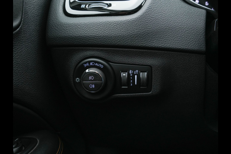 Jeep Compass 1.3T Limited (INCL-BTW) *LEATHER-MICROFIBRE | FULL-LED | NAVI-FULLMAP | KEYLESS | COMFORTSEATS | CAMERA | PRIVACYGLASS | DAB | ECC | PDC | CRUISE | TOWBAR | LANE-ASSIST | CAPRLAY | 18''ALU*