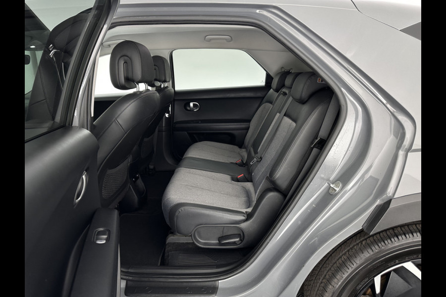 Hyundai IONIQ 5 Connect 73kWh [ 3-Fase-11kW ] {SOH-100%} (INCL-BTW) Aut *LEATHER-FABRIC | FULL-LED | DIGI-COCKPIT | AMBIENTLIGHT | DAB | SHIFTPADDLES | HEAD-UP | NAVI-FULLMAP | KEYLESS | CAMERA | HEATED-COMFORTSEATS | TOWBAR | PRIVACYGLASS  | 19"AL