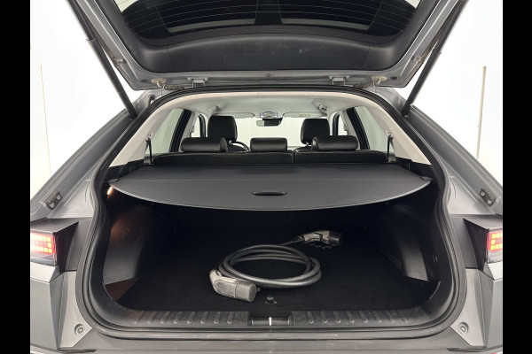 Hyundai IONIQ 5 Connect 73kWh [ 3-Fase-11kW ] {SOH-100%} (INCL-BTW) Aut *LEATHER-FABRIC | FULL-LED | DIGI-COCKPIT | AMBIENTLIGHT | DAB | SHIFTPADDLES | HEAD-UP | NAVI-FULLMAP | KEYLESS | CAMERA | HEATED-COMFORTSEATS | TOWBAR | PRIVACYGLASS  | 19"AL