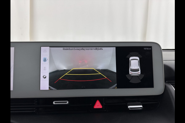 Hyundai IONIQ 5 Connect 73kWh [ 3-Fase-11kW ] {SOH-100%} (INCL-BTW) Aut *LEATHER-FABRIC | FULL-LED | DIGI-COCKPIT | AMBIENTLIGHT | DAB | SHIFTPADDLES | HEAD-UP | NAVI-FULLMAP | KEYLESS | CAMERA | HEATED-COMFORTSEATS | TOWBAR | PRIVACYGLASS  | 19"AL