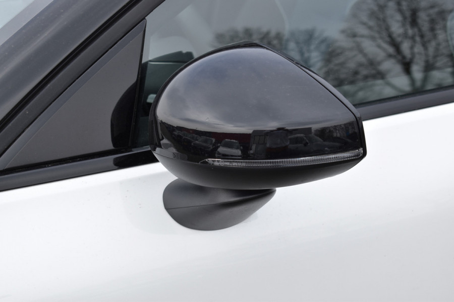 Volvo EX30 Extended Range Plus 69 kWh | ACC | Blis | H&K | Camera | 19"LMV | Elektr. klep