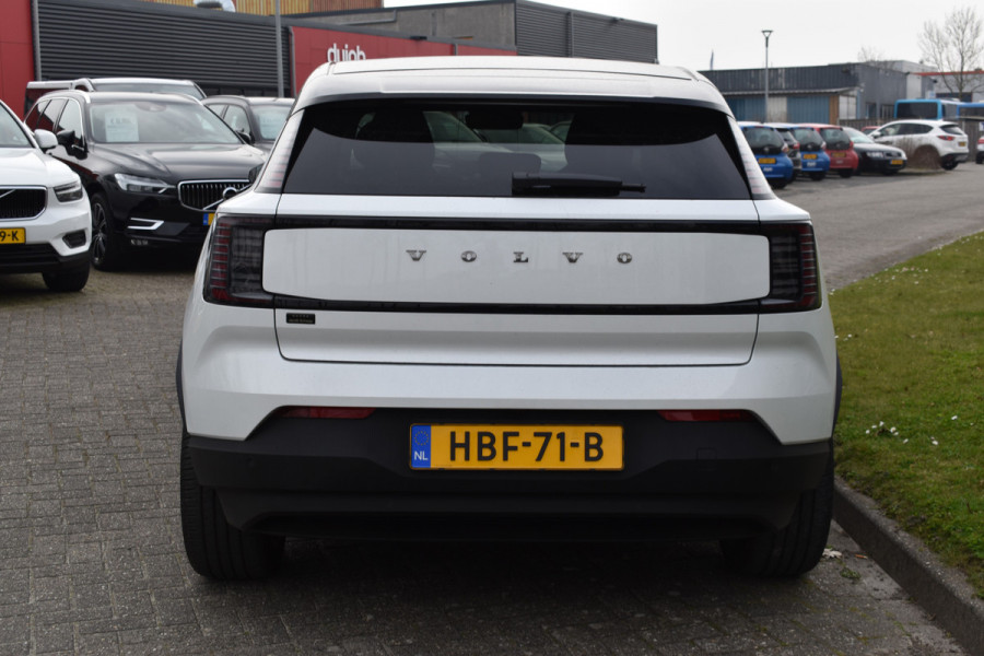 Volvo EX30 Extended Range Plus 69 kWh | ACC | Blis | H&K | Camera | 19"LMV | Elektr. klep