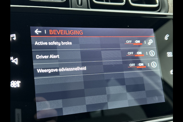 Citroën C3 1.5 HDi 102PK Shine / Stoelverwarming / 1/2 Leder / Airco-ecc./ Navigatie / Pack City Safety / Apk 04-2026