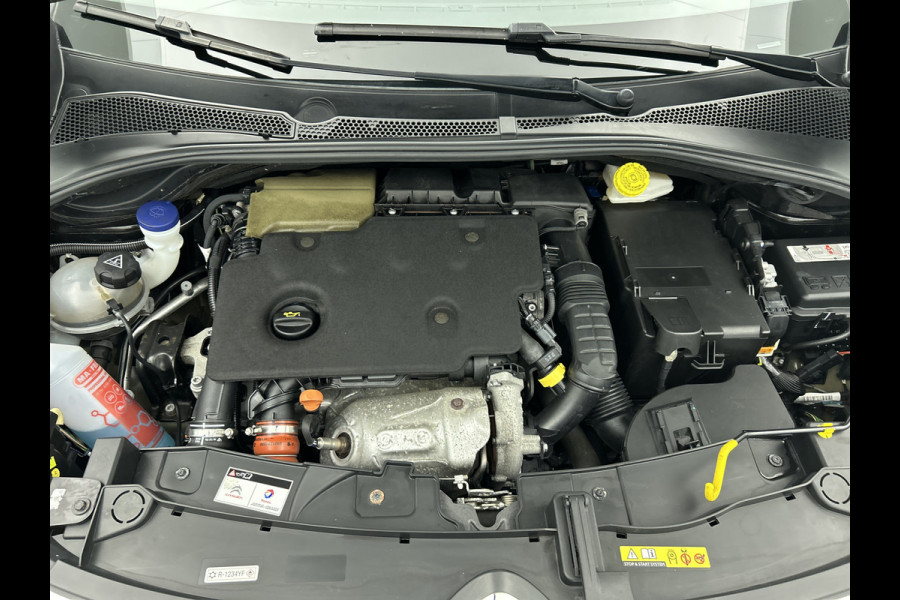 Citroën C3 1.5 HDi 102PK Shine / Stoelverwarming / 1/2 Leder / Airco-ecc./ Navigatie / Pack City Safety / Apk 04-2026