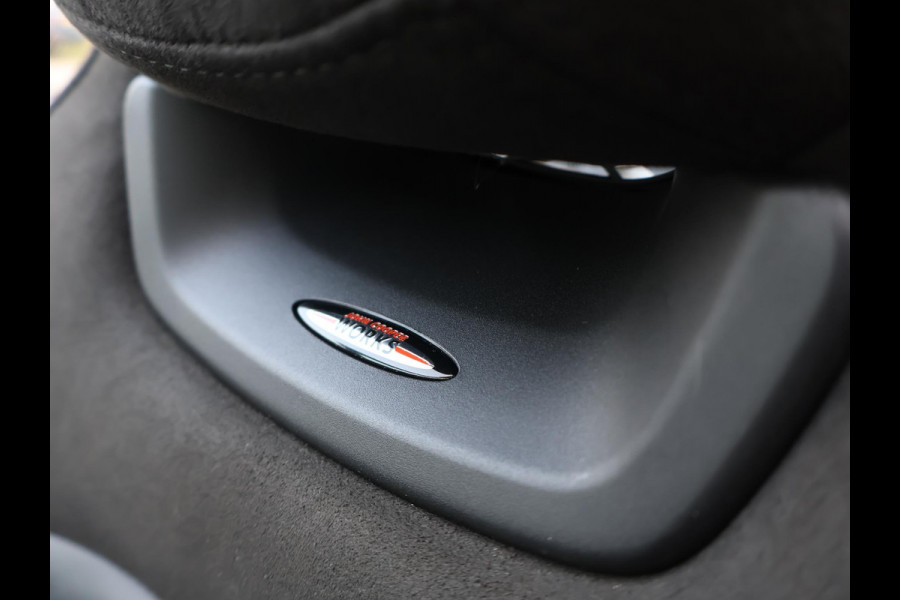 MINI Cabrio 2.0 JCW JOHN COOPER WORKS 231 PK REBEL GREEN | JCW STOELEN | ADAPTIVE CRUISE | ORIG. NL