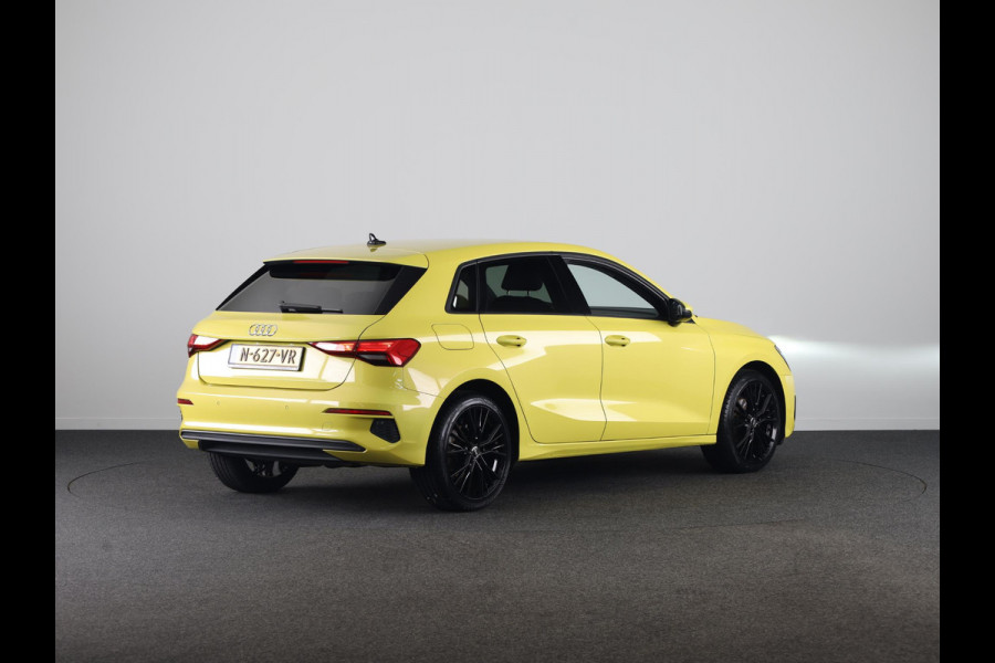 Audi A3 Sportback 30 TFSI Pro Line 110PK | Navigatie via app | Parkeersensoren | 18 inch Lichtmetalen velgen | Cruise controle