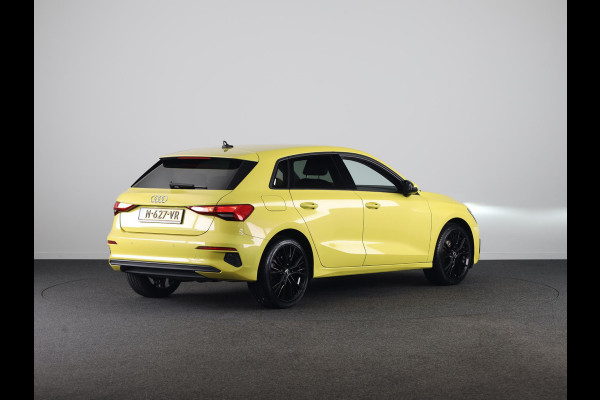 Audi A3 Sportback 30 TFSI Pro Line 110PK | Navigatie via app | Parkeersensoren | 18 inch Lichtmetalen velgen | Cruise controle