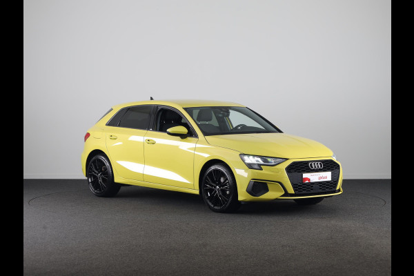 Audi A3 Sportback 30 TFSI Pro Line 110PK | Navigatie via app | Parkeersensoren | 18 inch Lichtmetalen velgen | Cruise controle