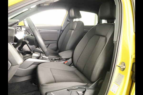 Audi A3 Sportback 30 TFSI Pro Line 110PK | Navigatie via app | Parkeersensoren | 18 inch Lichtmetalen velgen | Cruise controle