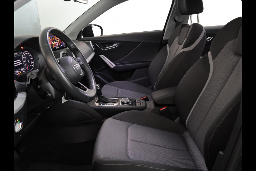 Audi Q2 35 TFSI Advanced edition 150 Pk Automaat  (S-Tronic) | Navigatie | Trekhaak afneembaar | Parkeersensoren |