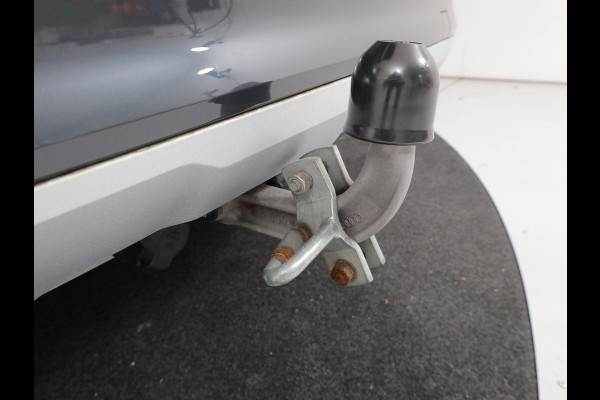 Audi Q2 35 TFSI Advanced edition 150 Pk Automaat  (S-Tronic) | Navigatie | Trekhaak afneembaar | Parkeersensoren |