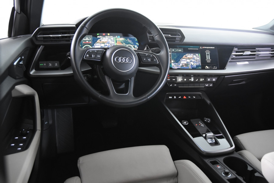 Audi A3 Sportback 40 TFSI e Advanced Sportback *Leer*Navigatie*Stoelverwarming*