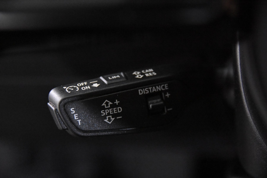 Audi A3 Sportback 40 TFSI e Advanced Sportback *Leer*Navigatie*Stoelverwarming*