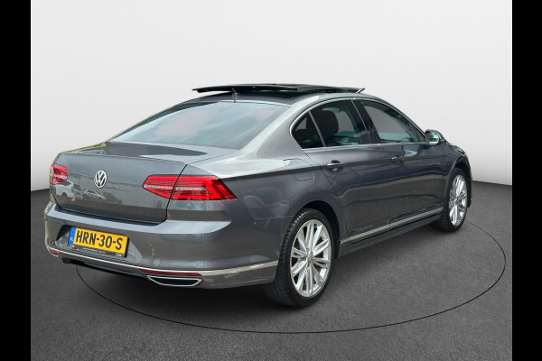 Volkswagen Passat 2.0 TDI Business Edition R l ACC l PANO l XENON