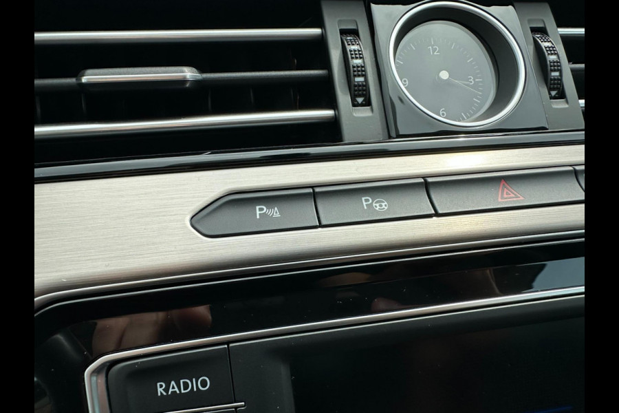 Volkswagen Passat 2.0 TDI Business Edition R l ACC l PANO l XENON