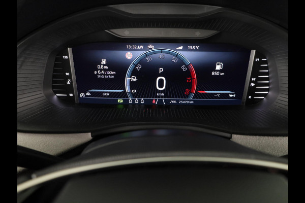 Škoda Kamiq 1.0 TSI Business Edition 115pk Automaat | Verlende garantie | Parkeercamera | Navigatie | Verwarmbare voorstoelen