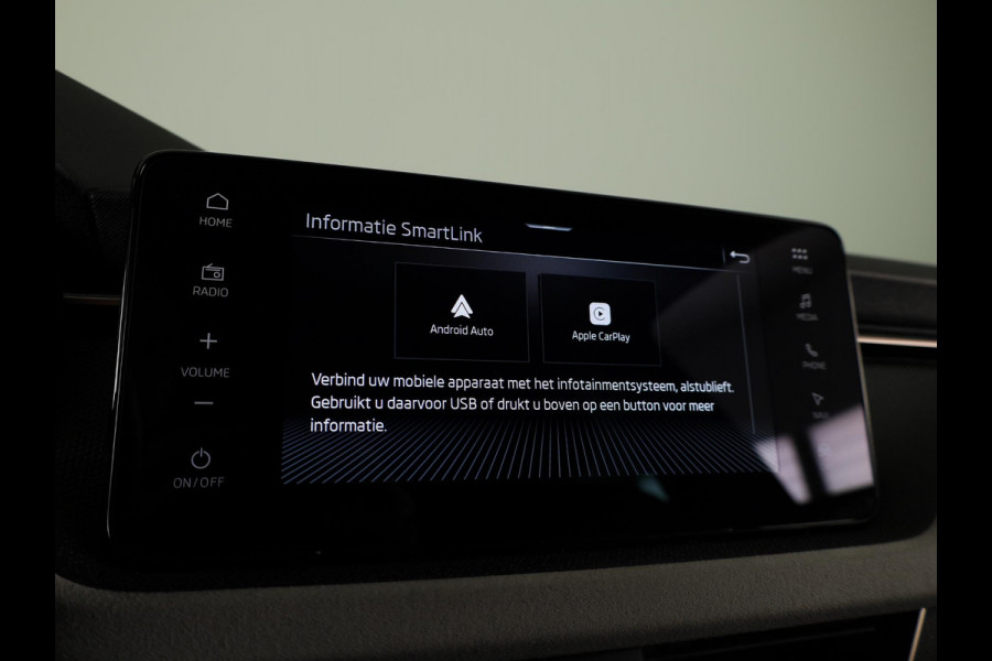 Škoda Kamiq 1.0 TSI Business Edition 115pk Automaat | Verlende garantie | Parkeercamera | Navigatie | Verwarmbare voorstoelen