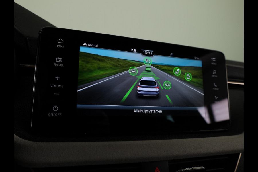 Škoda Kamiq 1.0 TSI Business Edition 115pk Automaat | Verlende garantie | Parkeercamera | Navigatie | Verwarmbare voorstoelen