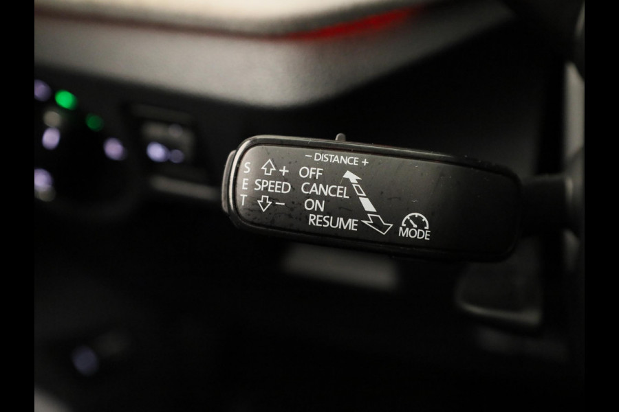 Škoda Kamiq 1.0 TSI Business Edition 115pk Automaat | Verlende garantie | Parkeercamera | Navigatie | Verwarmbare voorstoelen