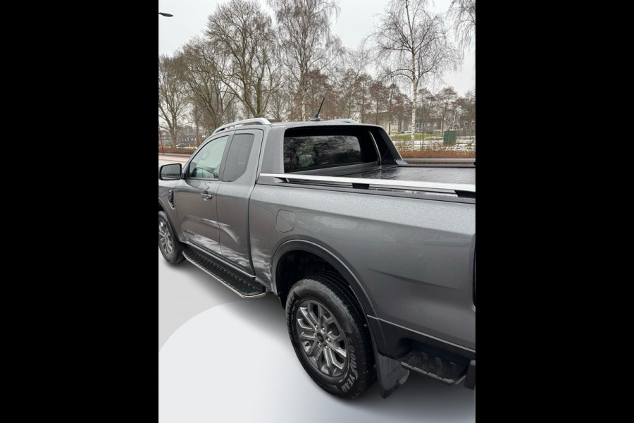 Ford Ranger 2.0 Super Cab EcoBlue Wildtrak 204pk Automaat | Trekhaak | Lederen Bekleding | Rollertop | 3.500kg Trekgewicht | Adaptieve Cruise
