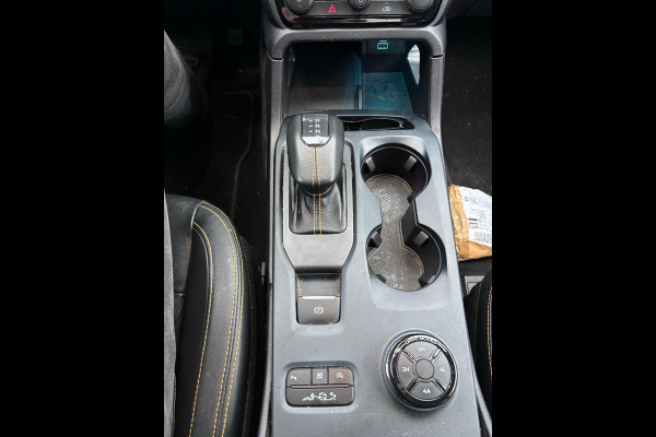 Ford Ranger 2.0 Super Cab EcoBlue Wildtrak 204pk Automaat | Trekhaak | Lederen Bekleding | Rollertop | 3.500kg Trekgewicht | Adaptieve Cruise