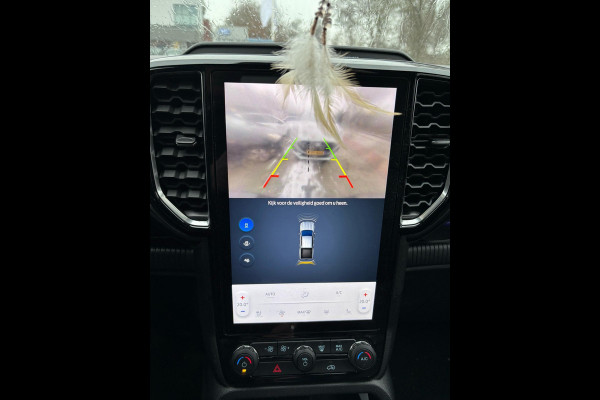 Ford Ranger 2.0 Super Cab EcoBlue Wildtrak 204pk Automaat | Trekhaak | Lederen Bekleding | Rollertop | 3.500kg Trekgewicht | Adaptieve Cruise