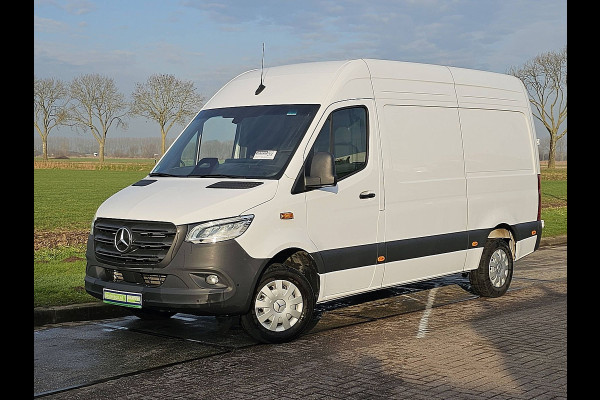 Mercedes-Benz Sprinter 317 1.9 CDI L2H2 Mbux 10 LED Navi Automaat PDC Airco Camera Euro6 170 PK!